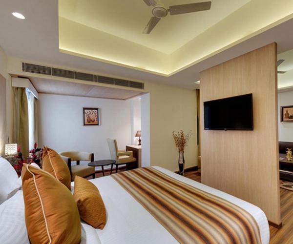 Hotel Tu Casa International Near Delhi Airport Нью-Дели Экстерьер фото